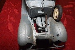 HUBLEY FORD 4 DOOR SEDAN 2 METAL MODEL KITS HOT ROD PARTS REPAIR 1:20 JUNKYARD