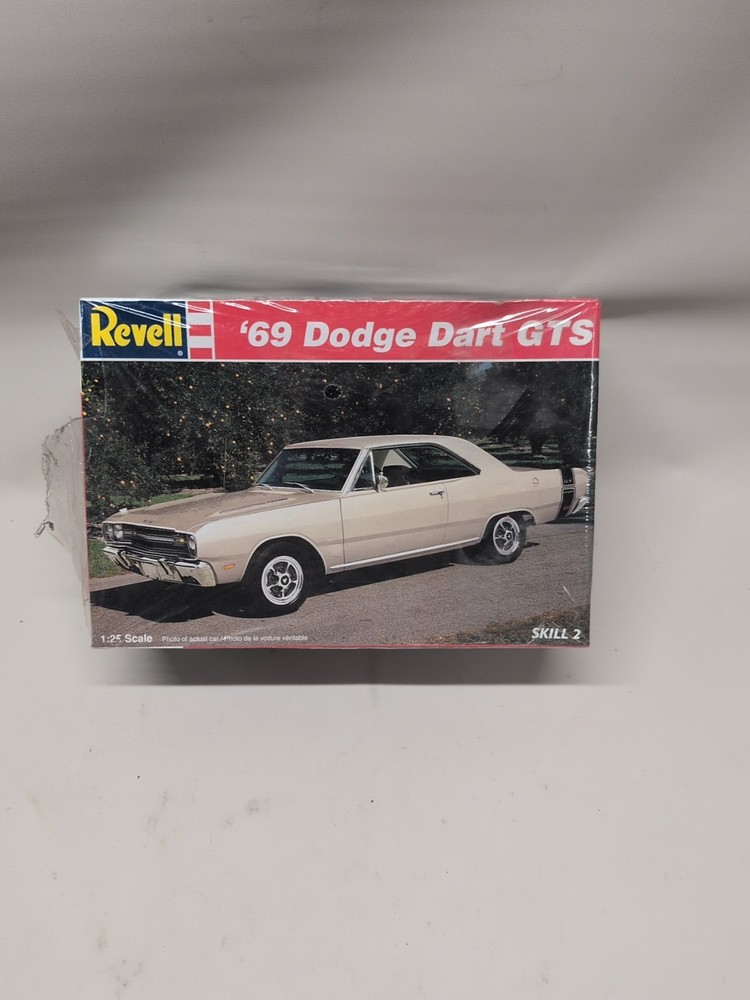 Revell 7603 Scale 1:25 ‘69 Dodge Dart GTS New Factory Sealed