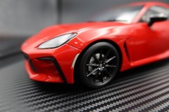 Kusaka Engineering / MAKE UP Co, Ltd. 1/18 SCALE TOYOTA GR86 Spark Red In stock