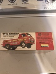 Lindberg “LITTLE RED WAGON“ FACTORY SEALED 1/25 #72158 Molded in High Gloss Red