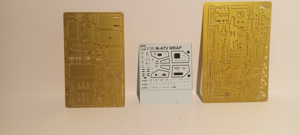 Panda hobby #35001 parts lot 1/35 plastic model kit.