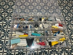 PLASTIC CAR MODEL 1/24TH SCALE MISC SPARE PARTS READY FOR NEW OWNER LARGE LOT!