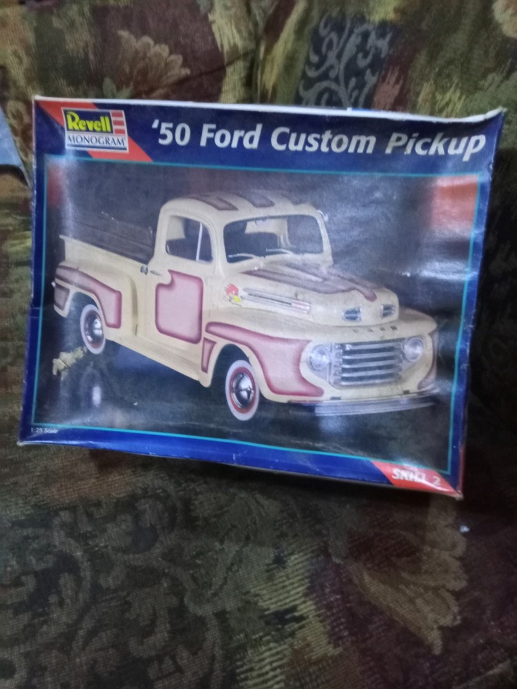 Revell Monogram ’50 Ford Custom Pickup Model Kit 1:25 Scale