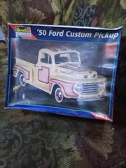 Revell Monogram ’50 Ford Custom Pickup Model Kit 1:25 Scale