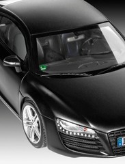 German Level 1/24 Audi R8 Matte Black 07057 Plastic Model