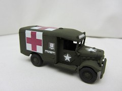 ROCO MINITANKS DBGM #223 US Army MASH 4077th M43 Dodge 3/4 ton Ambulance 1/87