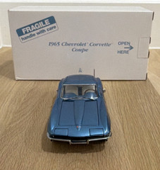 Danbury Mint 1965 Chevrolet Corvette Nassau Blue 1:24 Scale Car