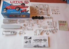 MPC STP Lotus Indy Turbine Car Tractor Kit #6025 Unbuilt ’90s Issue Vintage Race