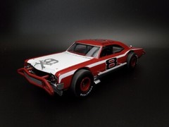 1:25 Scale Model Kit 1965 Oldsmobile 88 Modified Stocker -Skill 2 AMT1474