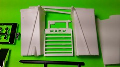 Mack DM800 Heavy Duty 1/25 hood grill fenders chrome bumper semi big rig tractor