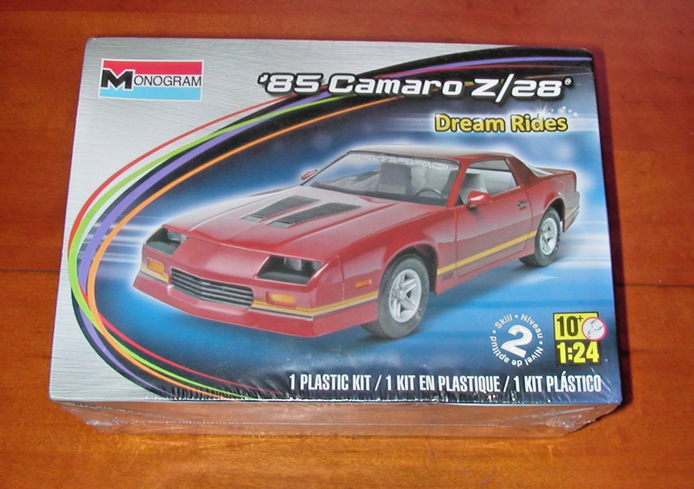1985 CHEVY CAMARO Z/28 MONOGRAM 1/24 MODEL KIT NEW UNOPENED CHEVROLET IROC Z
