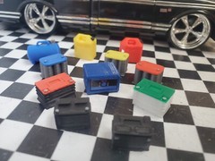 Battery Charger Shelf Gas Can Air Tank 1/24 1/25 Scale Garage Blue Red Top Green