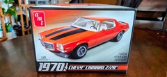 AMT 1/25 SCALE ’70-1/2 Camaro Z28 1970 Chevy Muscle Car 350 396 454 427 Rat Race