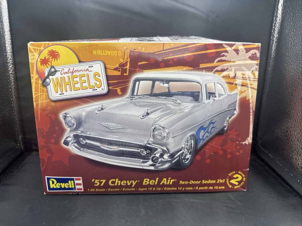 Revell California Wheels ’57 Chevy Bel Air 2 Door Sedan 2’n1 1:25 *SEALED BAGS*