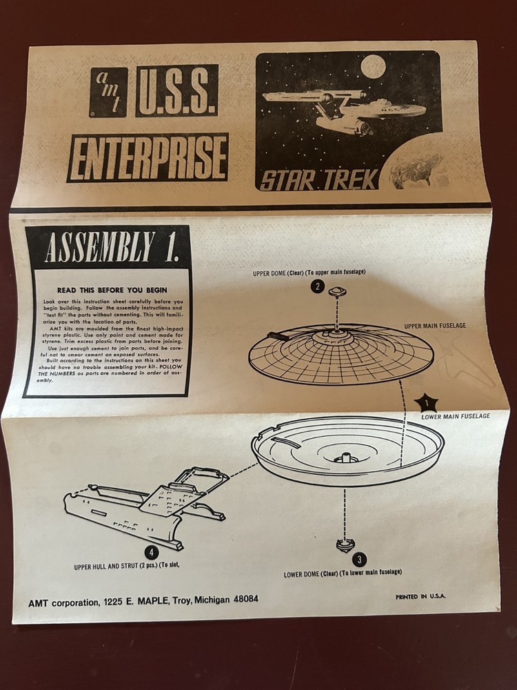STAR TREK 1968. U.S.S. ENTERPRISE MODEL INSTRUCTIONS
