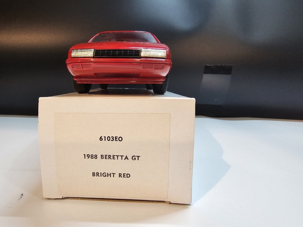1988 Chevrolet Beretta Red Dealer Promo Car 1:25 AMT ERTL