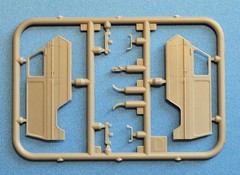 LKW 0,5t gl Panel One – long wheelbase (radstadt 2650) 1/72 ACE 72473