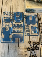 Heller Porsche 917 K Team Gulf-Wyer 1/24 Model Kit L 744 France See Photos