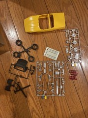 Monogram 1987 Corvette Roadster 1:24 Scale Unused #2742 With Corvette Ad