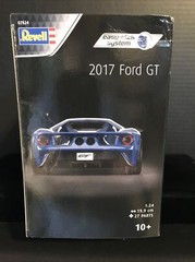 REVELL 07824 2017 FORD GT EASY CLICK SYSTEM MODEL KIT-NIB-1:24 SCALE