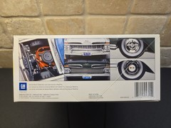 Revell, California Wheels, ’59 Chevy Impala Hard Top, 2n1, 1/25 scale, Complete.