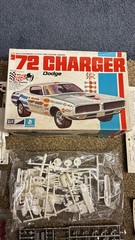 MPC 1/25 1972 DODGE CHARGER ANNUAL MODEL KIT UNBUILT 1-7207-225 PLEASE READ