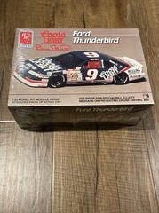 Coors Light Bill Elliot Ford Thunderbird AMT 1:25 Model Kit 6740 Sealed Box