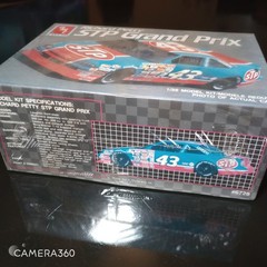 Richard Petty STP Grand Prix AMT Ertl 1/25 Scale Model Car Kit #6728 Sealed