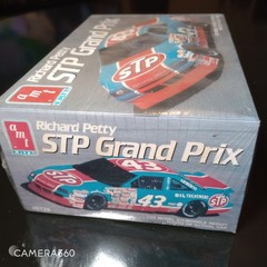 Richard Petty STP Grand Prix AMT Ertl 1/25 Scale Model Car Kit #6728 Sealed