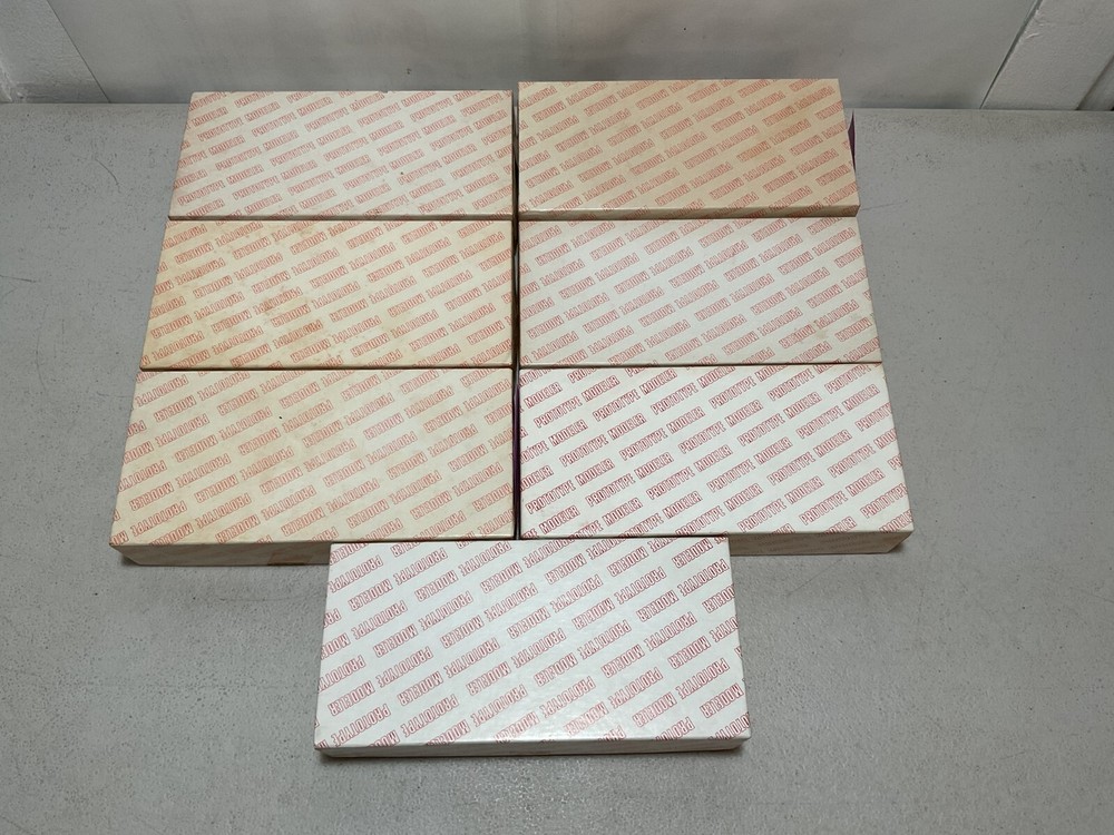 Lot of 7 Prototype Modeller HO Unbuilt Reefer Kits