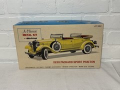 Hubley 1930 Packard Sport Phaeton Metal Model Kit in Clean Box 1/22 Scale