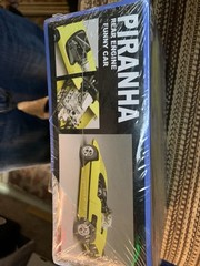AMT Ertl Piranha Rear Engine Funny Car 1/25 Scale Plastic Model Kit c2005