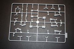 ICM 35338 Plastic model Tank kit 1:35 FCM 36 with French Tank Crew kits model