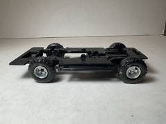 Monogram Snaptite Ford Bronco 1/32 Model Kit #1077 1991 (STARTED / PARTS KIT)