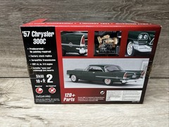 AMT CustomShop ‘57 Chrysler 300C Fully Decorated 1/25 Model Kit #30247 MIB 2000