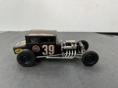 C12 Ford T Coupe Hot Rod built 1/25 model McM.