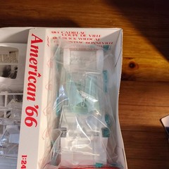 Hasewaga American 66 Pontiac Bonneville 1/24 Scale Model Kit – Open Box