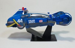 Blade Runner Spinner 1/24 built & painted weathered with custom display stand
