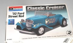 MONOGRAM “CLASSIC CRUISER” 32 FORD STREET ROD 1/24 #85-0882 New Open Box
