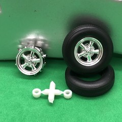 2) MM 1:25 American Torq Thrust 5 Front Spoke Wheels W Tires LBR Model Parts
