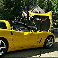 Sr1 Performance C6 Corvette Crossed Flag – Dress Up Accessory Logo