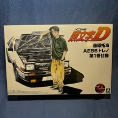 Aoshima 1/24 Initial D Toyota Fujiwara Takumi AE86 Trueno Project-D Ver.