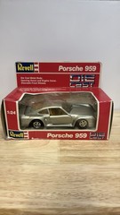 Revell Porsche 959 Die Cast Metal 1/24 Scale Model Car