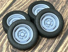 1/24 Scale: 17-inch “OEM Steel” Wheels/tires for Model Car.Resin; 1/25