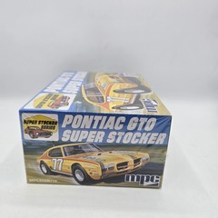 MPC 939 1/25 Pontiac GTO Super Stocker Plastic Model Kit New Sealed.
