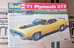 Revell 1971 Plymouth GTX 1/24 scale Factory Sealed Take a look