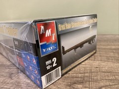 AMT 2003 1/25 Great Dane Extendable Heavy Duty Flatbed Trailer 38149 Model Kit