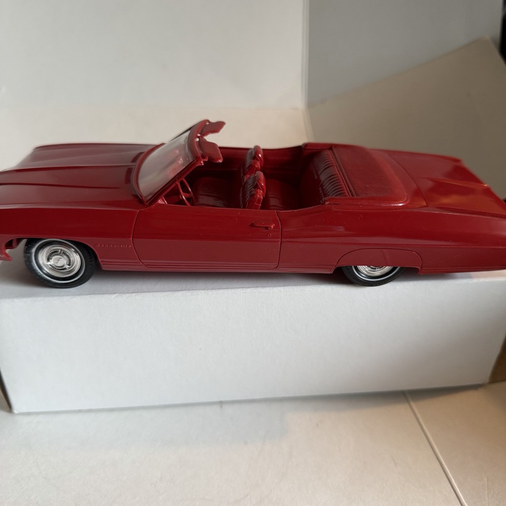 1970 Pontiac Bonneville Promo Rare Red NICE ,FLASH SALE TODAY