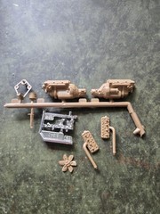 AMT 1/25 Scale 1940 Ford Parts Flathead Engine STK K101