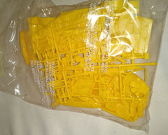 1984 MPC CHEVROLET CAMARO Z28 SUPER PERFORMANCE COUPE MODEL # 1-0747 WITH BOX